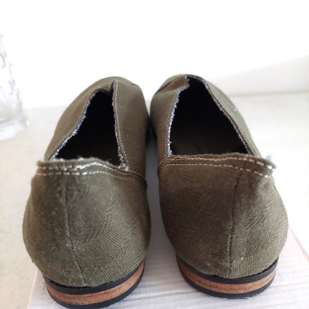 Women's Kallie & Co Olive Organic Flat Maggie Vegan Slip-On Flats Size 7 - Picture 3 of 7